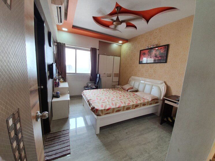 Bedroom, lodha-luxuria-priva 3 Bedroom 1755 Sq.Ft. Apartment In Majiwada Thane 8055523