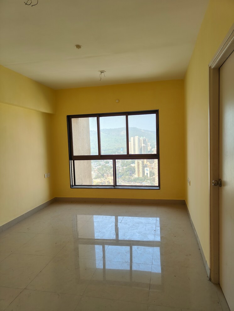 Room, hubtown-greenwoods 1 Bedroom 355 Sq.Ft. Apartment In Vartak Nagar Thane 8055536