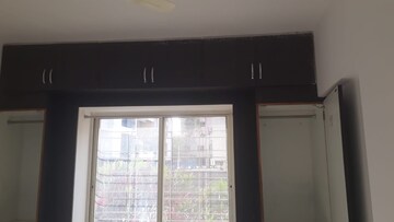 Room in 2 BHK Apartment at Matrix Alfa 1, Kharadi – for Rent
