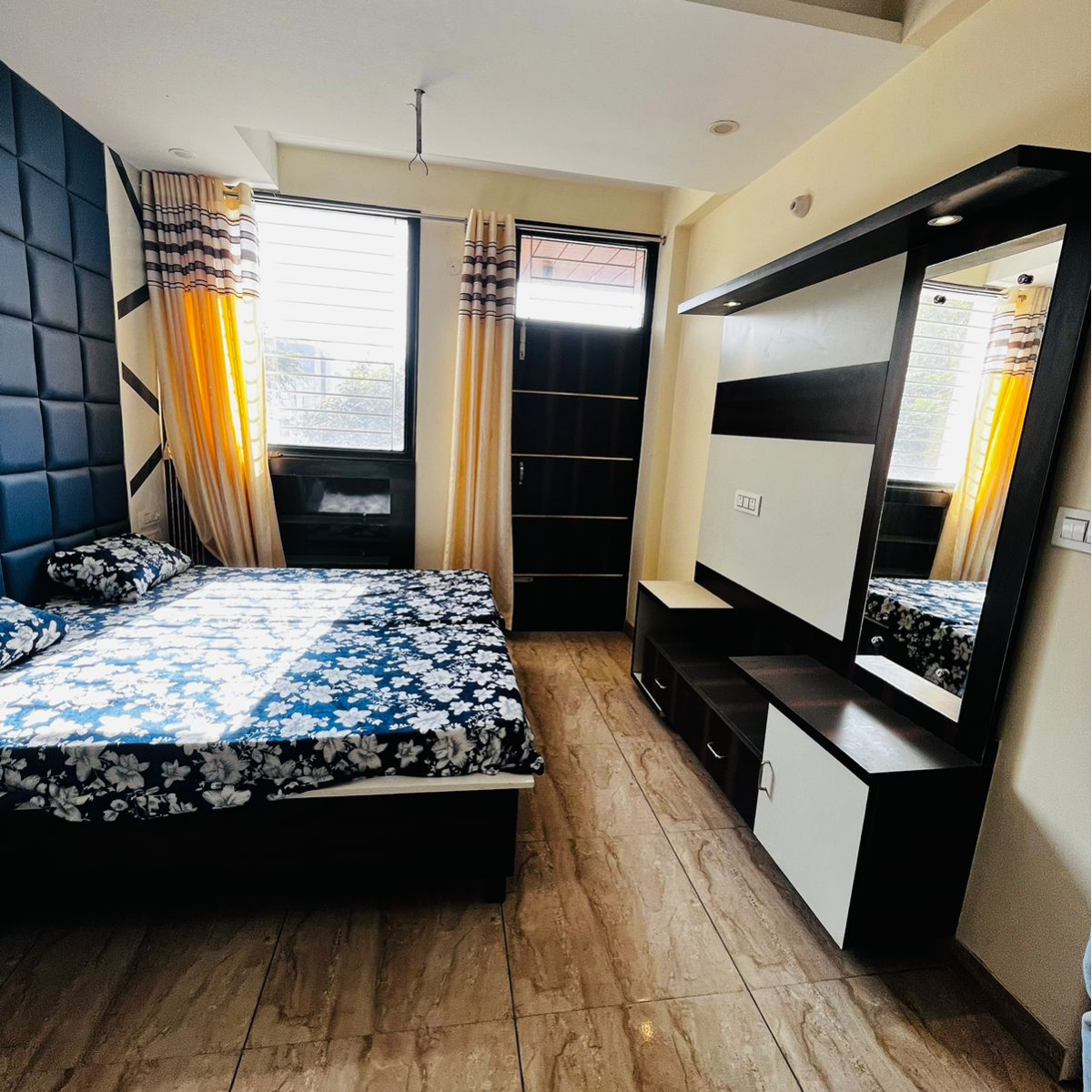 3 BHK + Pooja Room Builder Floor For Sale in New Sunny Enclave