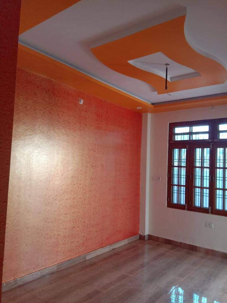 Room, indira nagar 3 Bedroom 1400 Sq.Ft. Independent House In Indira Nagar Lucknow 8055577