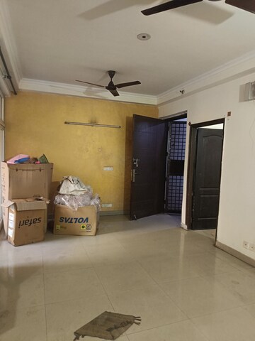 Living Room in 2 BHK Apartment at Amrapali Silicon City, Sector 76 – for Sale
