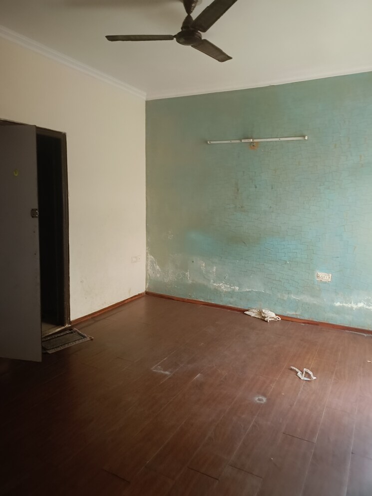 Room, amrapali-silicon-city 2 Bedroom 1180 Sq.Ft. Apartment In Sector 76 Noida 8055579