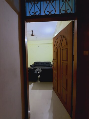 Furnished Amenities in 2 BHK Apartment at Mahavir Nagar – for Rent
