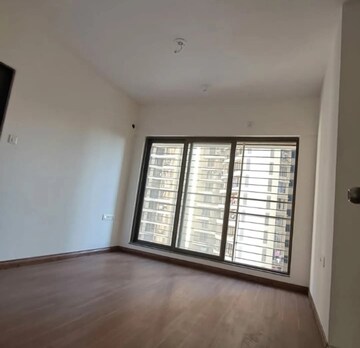 Room in 2 BHK Apartment at Acme Ozone, Manpada – for Rent