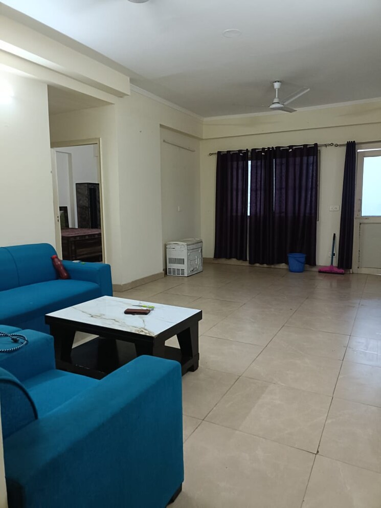 Master Bedroom, amrapali-silicon-city 3 Bedroom 1545 Sq.Ft. Apartment In Sector 76 Noida 8055641