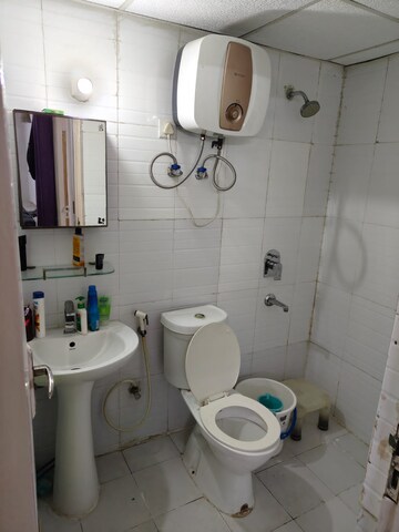 Bathroom in 3 BHK Apartment at Amrapali Silicon City, Sector 76 – for Sale