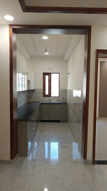 Building Lobby in 3 BHK Builder Floor at BP Homes, Sector 85 – for Sale