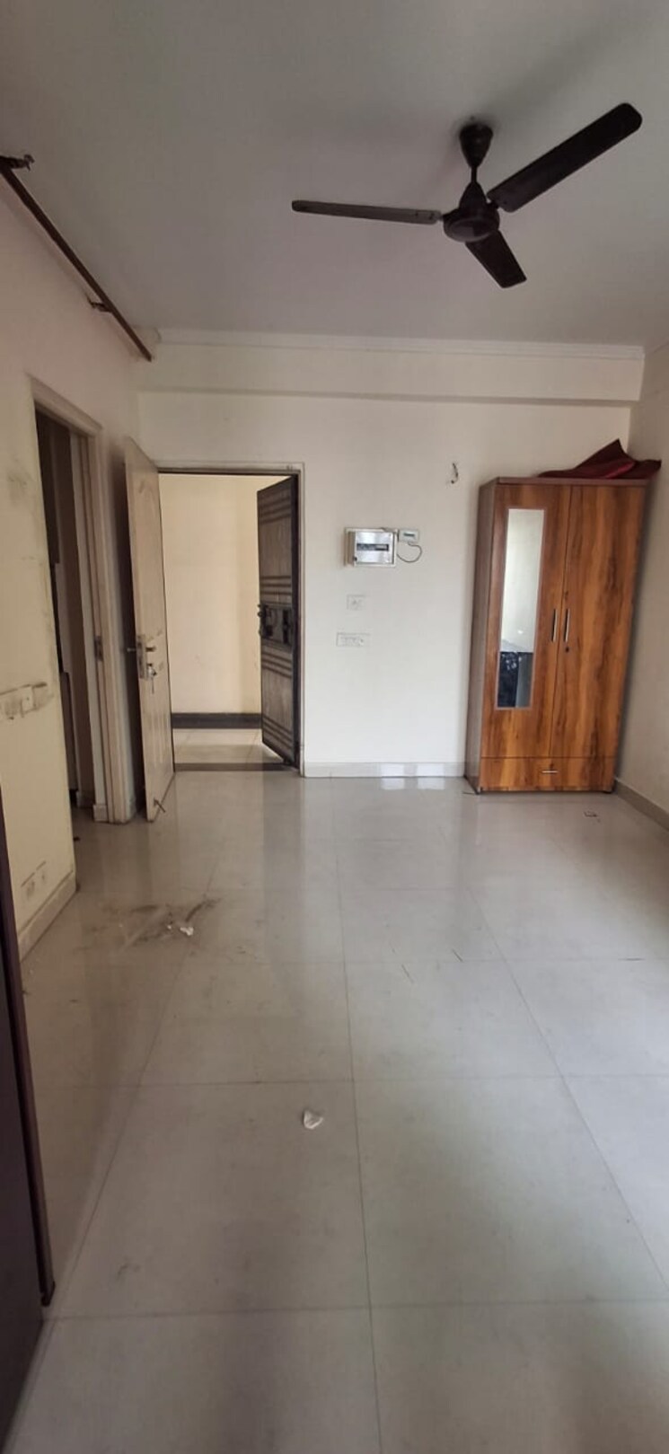 Room, amrapali-silicon-city 3 Bedroom 1420 Sq.Ft. Apartment In Sector 76 Noida 8055649