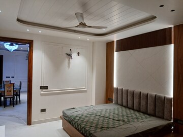 Bedroom in 3.5 BHK Builder Floor at Sector 9 – for Rent