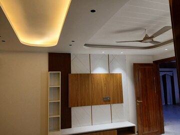 Kitchen in 3.5 BHK Builder Floor at Sector 9 – for Rent