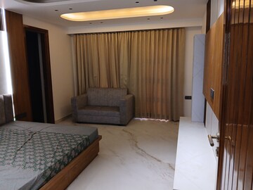 Bedroom in 3.5 BHK Builder Floor at Sector 9 – for Rent