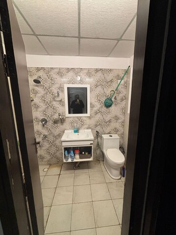 Bathroom in 3 BHK Apartment at Amrapali Silicon City, Sector 76 – for Sale