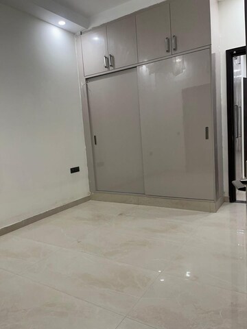 3 BHK Builder Floor For Rent in Shivalik Colony