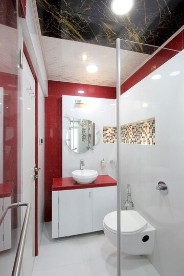 Bathroom in 4 BHK Apartment at Andheri West – for Rent