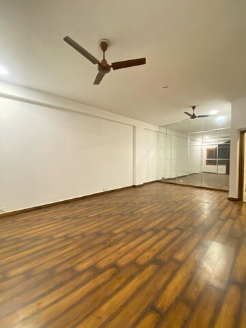 Room in 3 BHK Independent House at Ansal Plaza Gurgaon, Carterpuri – for Rent