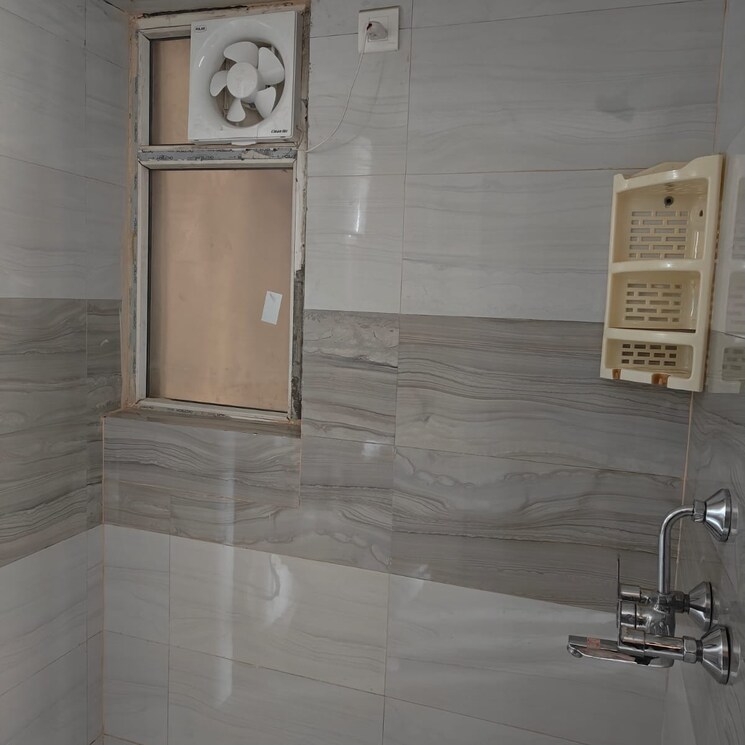 Bathroom, amrapali-riverview 2 Bedroom 845 Sq.Ft. Apartment In Amrapali Leisure Valley Greater Noida 8055703