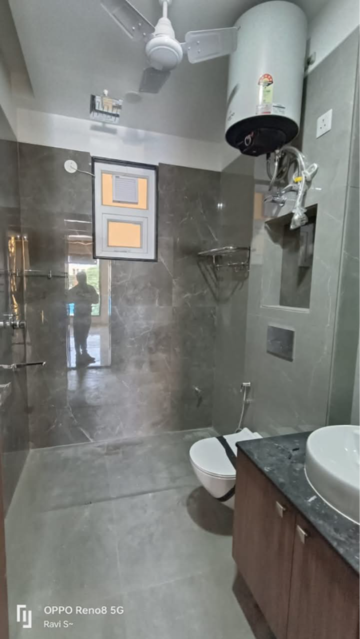 Bathroom in 4 BHK Builder Floor at Ansal Plaza Gurgaon, Carterpuri – for Rent