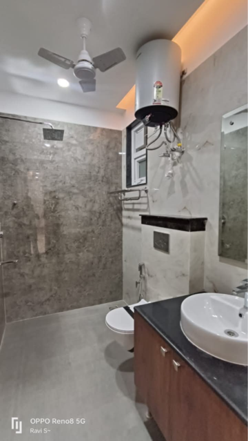 Kitchen in 4 BHK Builder Floor at Ansal Plaza Gurgaon, Carterpuri – for Rent