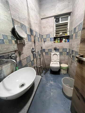 Bathroom in 2 BHK Apartment at Andheri West – for Rent