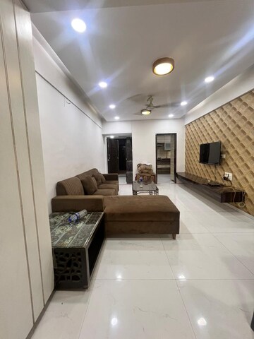 2 BHK Apartment For Rent in Andheri West