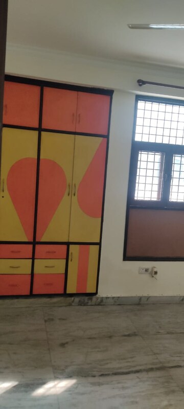Furnished Amenities in 4 BHK Apartment at Parsvnath Srishti, Sector 93 – for Sale
