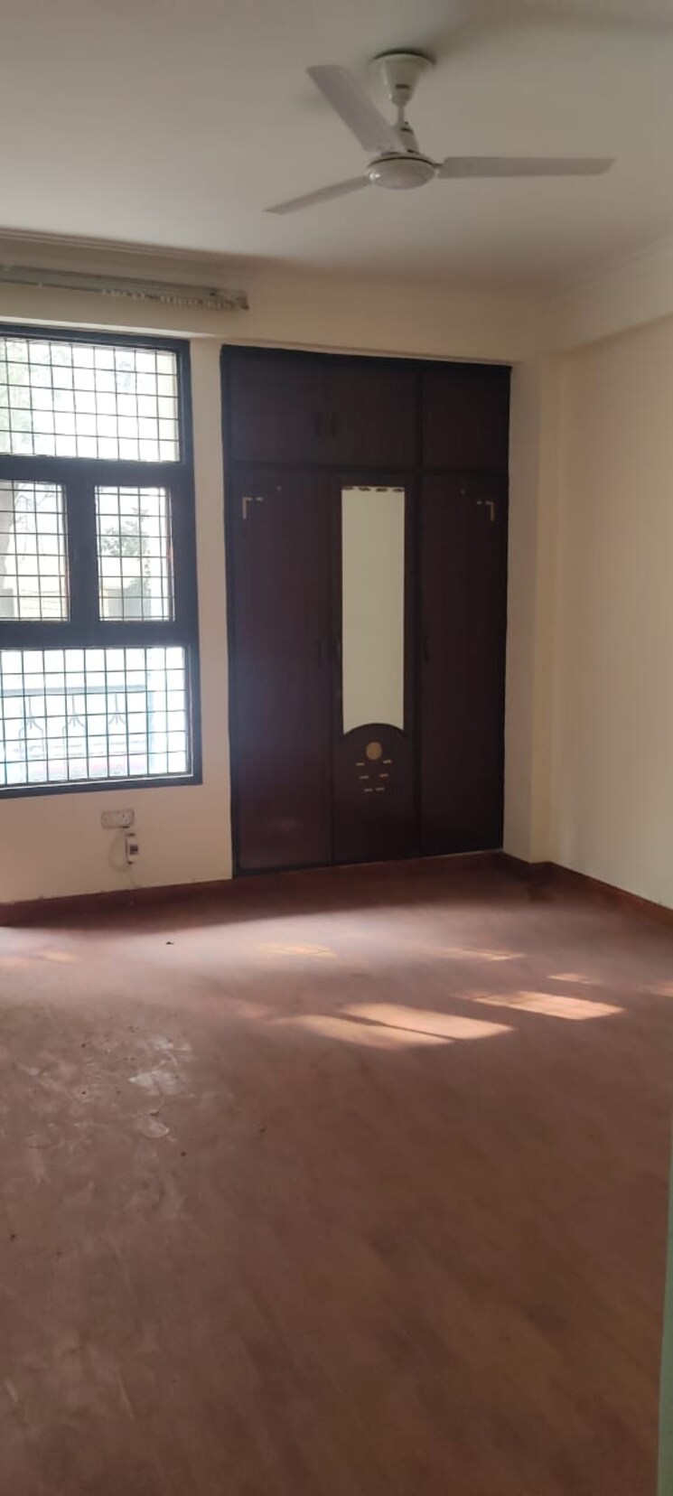 Room, parsvnath-srishti 4 Bedroom 2347 Sq.Ft. Apartment In Sector 93 Noida 8055732