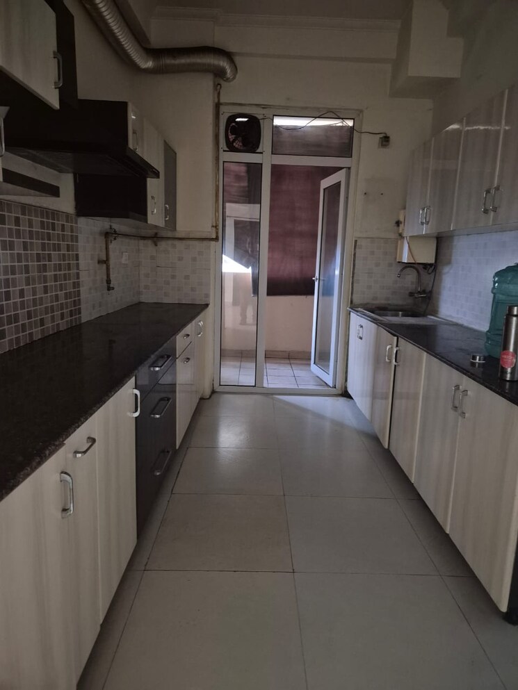 Kitchen, amrapali-zodiac 3 Bedroom 1550 Sq.Ft. Apartment In Sector 120 Noida 8055752