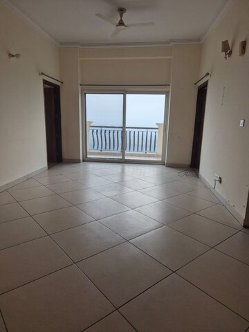 Room in 3 BHK Apartment at Amrapali Zodiac, Sector 120 – for Sale