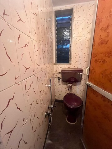 Bathroom in 1 BHK Apartment at Andheri West – for Rent