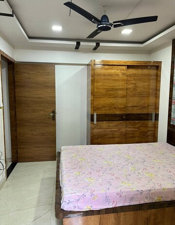 Bedroom in 2 BHK Apartment at Cosmos Habitat, Majiwada – for Rent