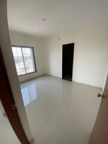 Room in 2 BHK Apartment at Badhekar Krushnakunj, Kothrud – for Rent