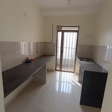 Room in 2 BHK Apartment at Kalpataru Paramount, Majiwada – for Sale