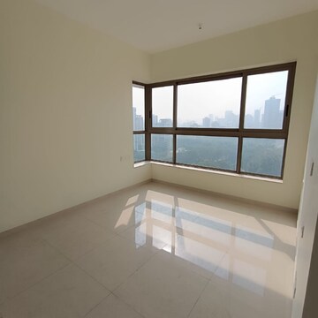 Room in 2 BHK Apartment at Kalpataru Paramount, Majiwada – for Sale