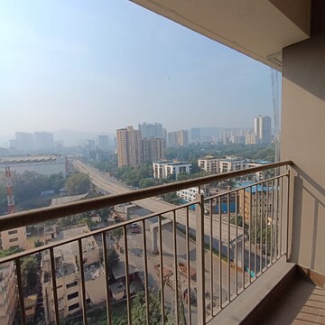 2 BHK Apartment For Sale in Kalpataru Paramount, Majiwada