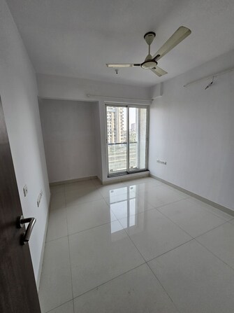 2 BHK Apartment For Rent in Sheth Avalon Laxmi Nagar Thane  8055956