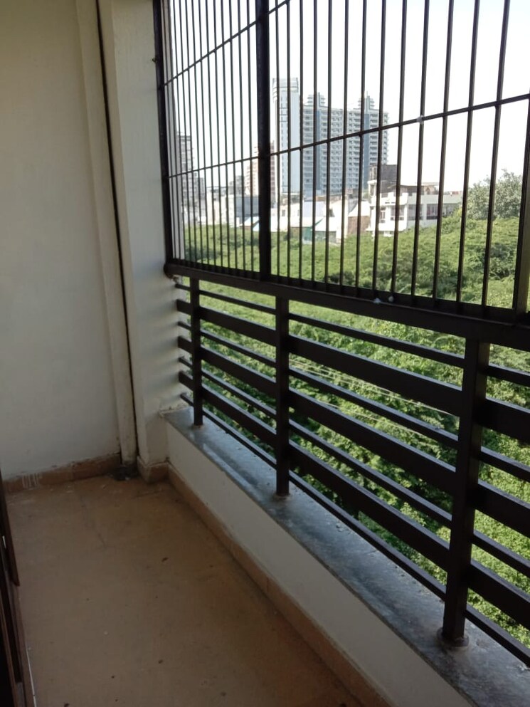 Balcony, green fields colony 4 Bedroom 450 Sq.Ft. Builder Floor In Green Fields Colony Faridabad 8055973