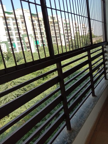 Balcony in 4 BHK Builder Floor at Green Fields Colony – for Rent