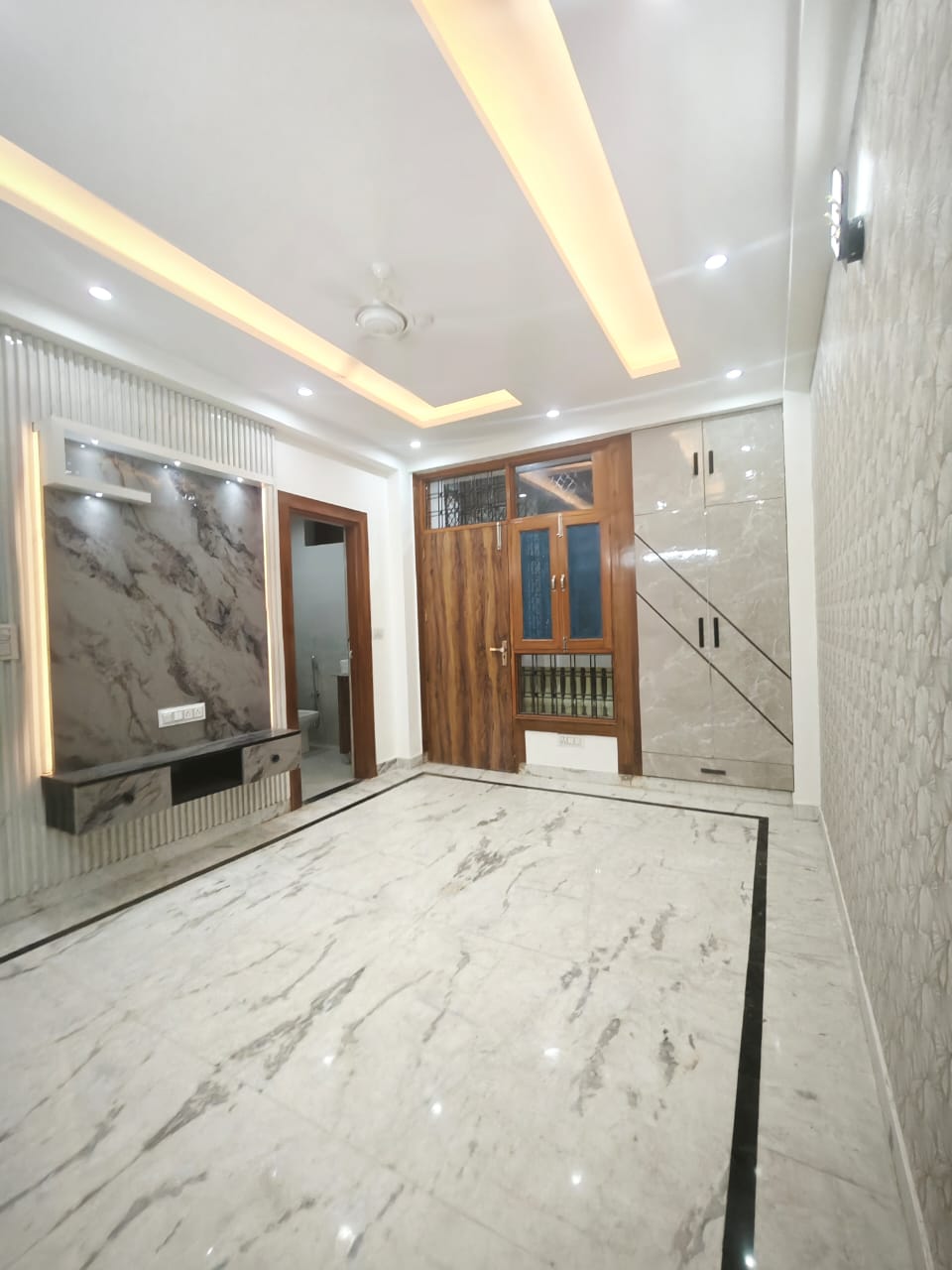 3 BHK Builder Floor For Sale in Builder Floor