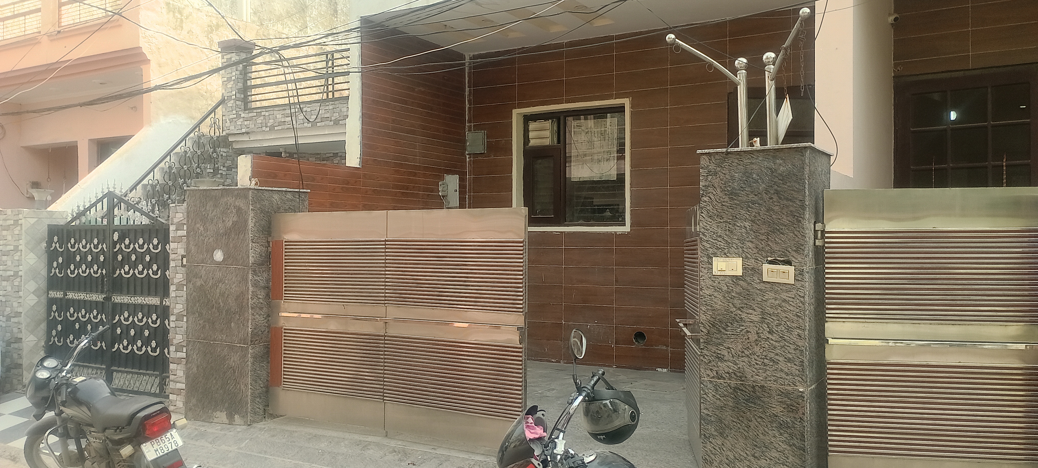 3 BHK + Pooja Room Independent House For Sale in Exchange Colony