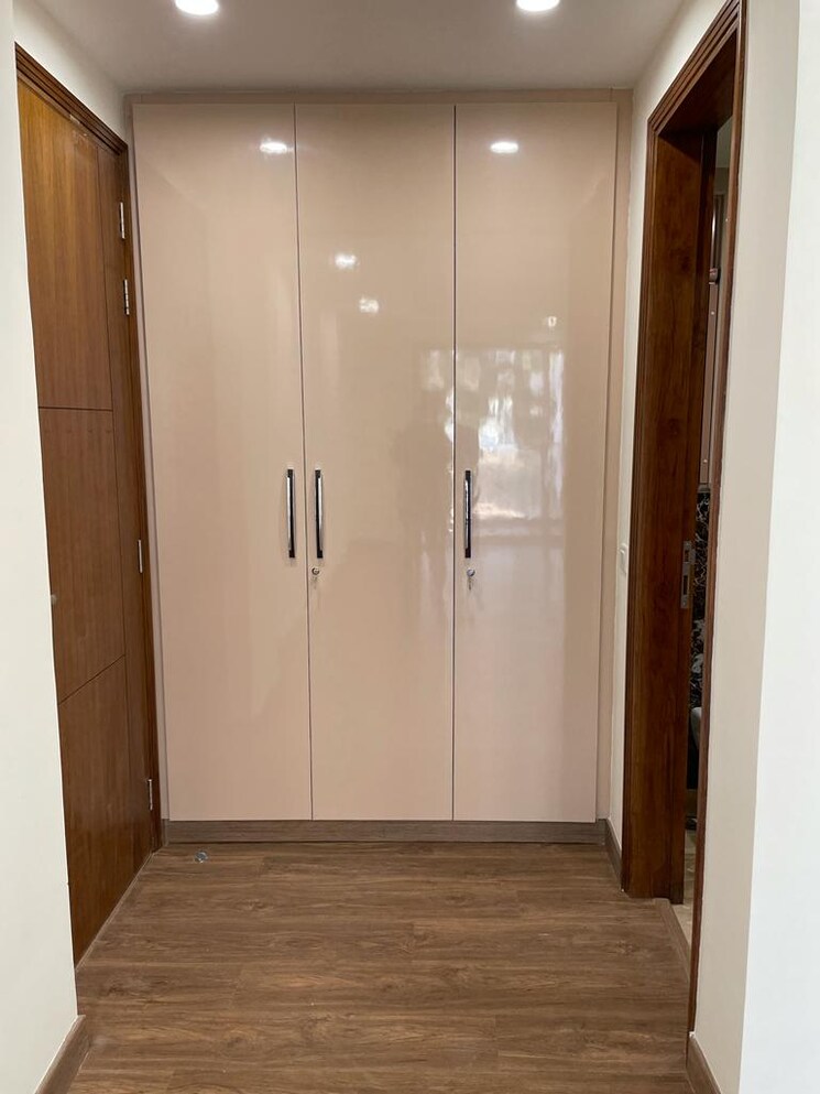 Room, uppal-southend 3 Bedroom 1875 Sq.Ft. Builder Floor In Sector 49 Gurgaon 8056066