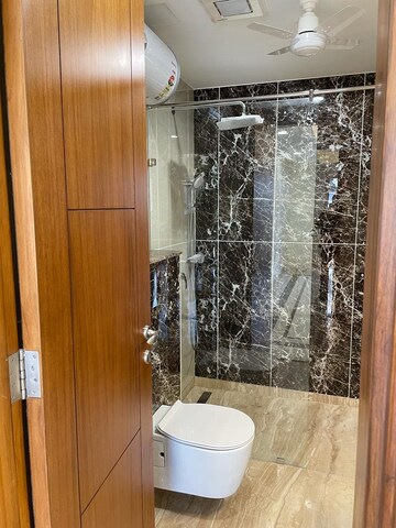 Bathroom in 3 BHK Builder Floor at Uppal Southend, Sector 49 – for Sale