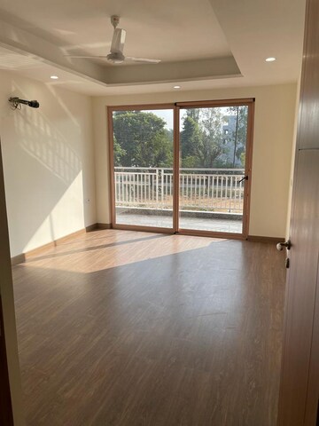 Room in 3 BHK Builder Floor at Uppal Southend, Sector 49 – for Sale