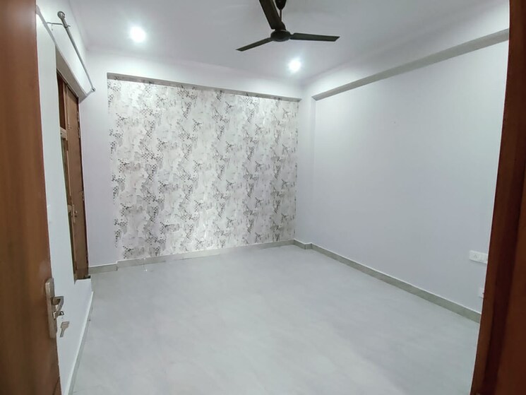 Room, ats-green-village 3 Bedroom 1500 Sq.Ft. Apartment In Sector 93a Noida 8056155