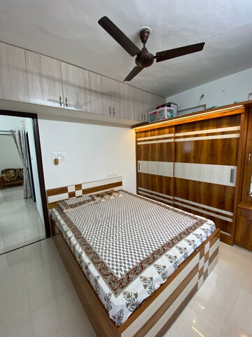 2 BHK Apartment For Rent in Dhanori