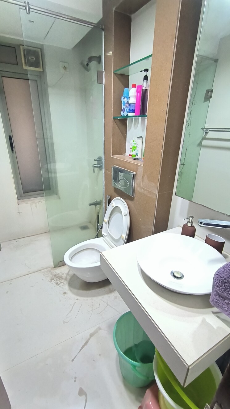 Bathroom, lodha-grandeur 3 Bedroom 1435 Sq.Ft. Apartment In Prabhadevi Mumbai 8056196