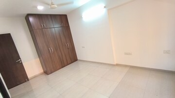 Room in 3 BHK Apartment at Aristo Pearl Residency, Prabhadevi – for Sale