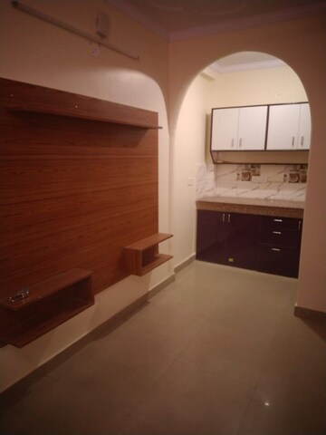 Furnished Amenities in 2 BHK Independent House at New Ashok Nagar – for Rent