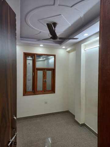 Room in 2 BHK Independent House at New Ashok Nagar – for Rent