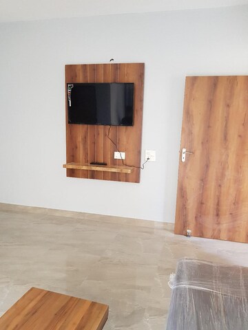 Room in 1 BHK Apartment at Patiala Road – for Rent